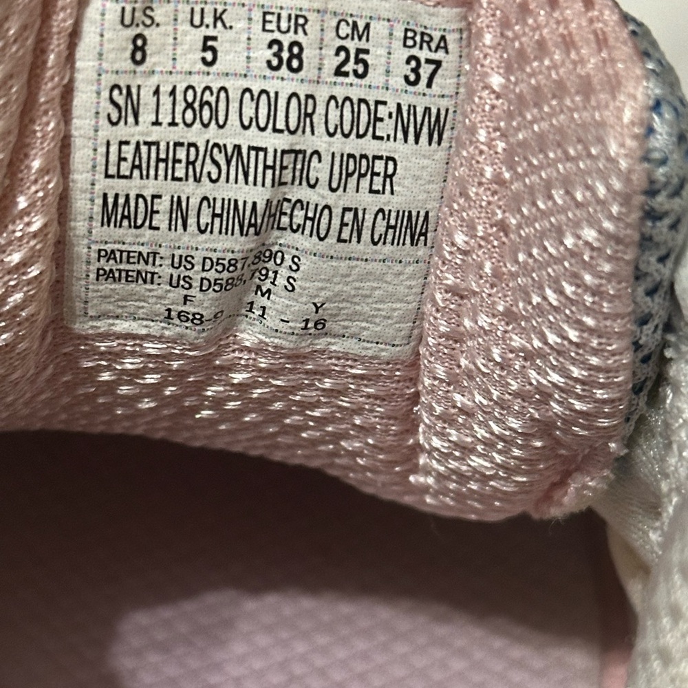 Skechers D’Lite Air Cooled Sneakers - Picture 9 of 9